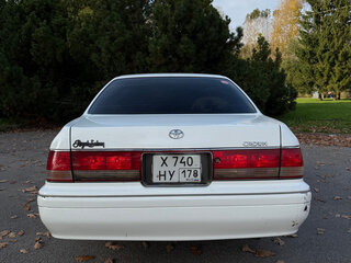 1998 Toyota Crown X (S150), белый, 580000 рублей, вид 4