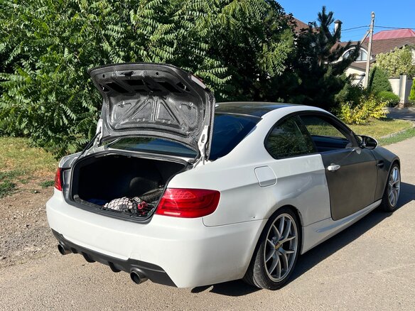 2011 BMW 3 серии 335xi V (E90/E91/E92/E93) Рестайлинг, белый, 2500000 рублей - вид 13