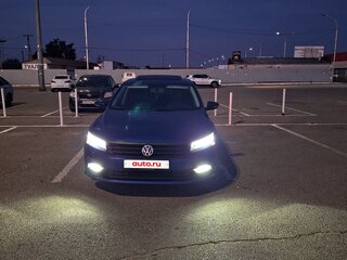 2016 Volkswagen Passat (North America and China) I Рестайлинг, синий, 1900000 рублей, вид 5