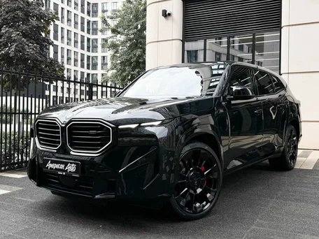 BMW XM