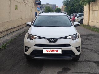 2017 Toyota RAV4 IV (XA40) Рестайлинг, белый, 3000000 рублей, вид 2