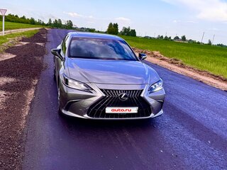 2023 Lexus ES 300h VII Рестайлинг, серый, 3400000 рублей, вид 1