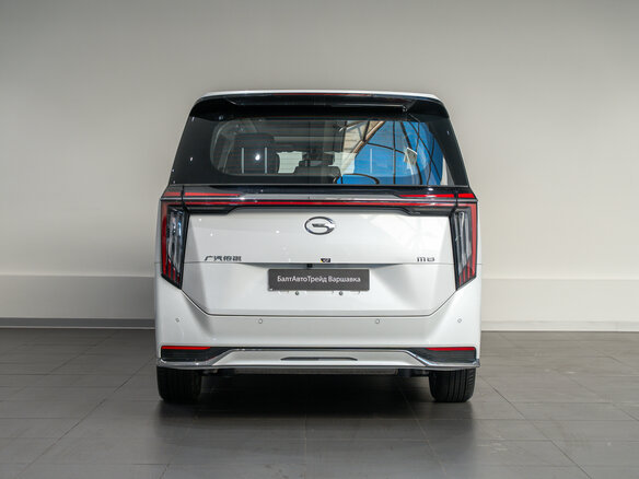 2026 GAC Trumpchi M8 Master Edition II, белый - вид 3