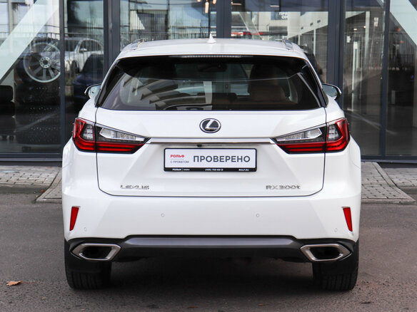 2016 Lexus RX 200t IV, белый, 3860000 рублей - вид 3