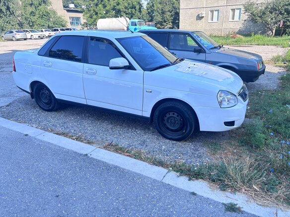 2018 Lada (ВАЗ) Priora I Рестайлинг, белый, 615000 рублей - вид 1