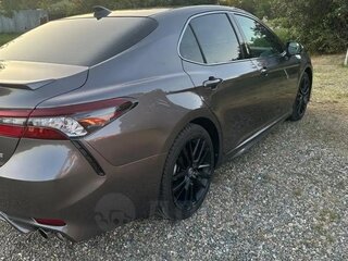 2020 Toyota Camry VIII (XV70) Рестайлинг, серый, 3000000 рублей, вид 2