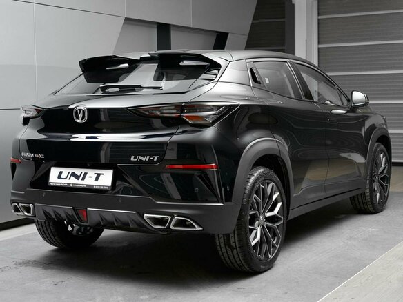 2024 Changan UNI-T I, чёрный, 3309900 рублей - вид 3