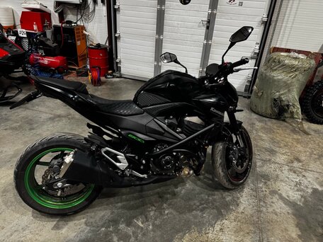 2015 Kawasaki Z 800, чёрный, 450000 рублей, вид 3