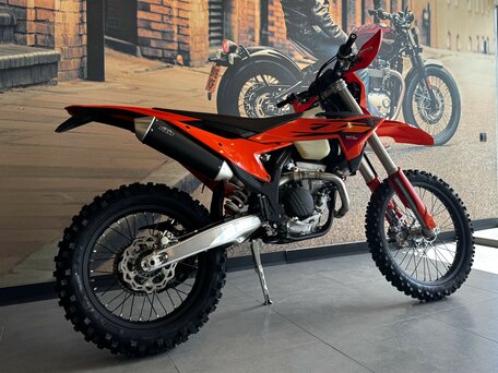 2026 KTM 500 EXC F, оранжевый, 1490000 рублей, вид 5
