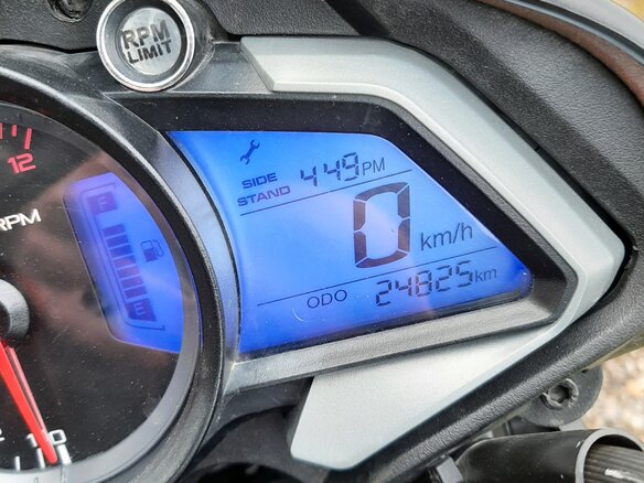2021 Bajaj Pulsar NS 200, чёрный, 160000 рублей - вид 10