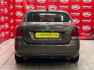 2014 Volkswagen Polo V, коричневый, 949000 рублей, вид 3