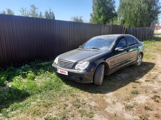2005 Mercedes-Benz C-Класс 230 II (W203) Рестайлинг, чёрный, 880000 рублей, вид 1