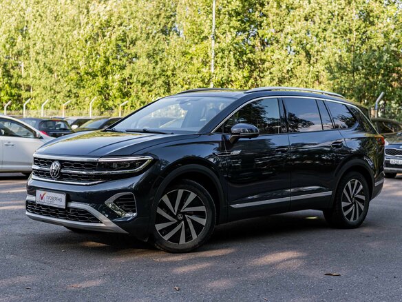 2022 Volkswagen Talagon I, чёрный