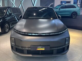 2024 Li Auto (Lixiang) L9 44.5 kWh I, серый, 8200000 рублей, вид 2