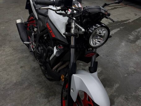 2019 Yamaha MT-03, серый, 430000 рублей, вид 4
