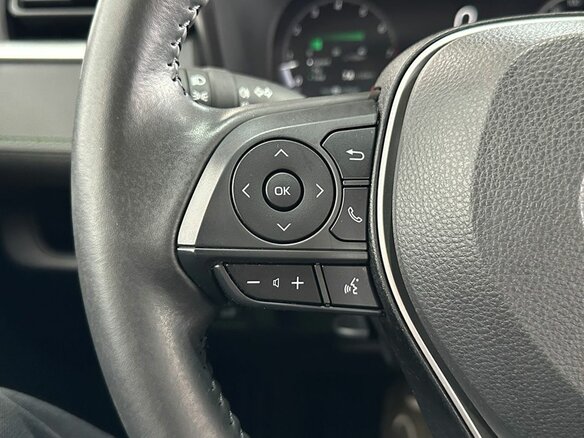 2025 Toyota RAV4 V (XA50), чёрный - вид 15