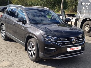 2022 Volkswagen Tayron I, чёрный, 2850000 рублей, вид 2