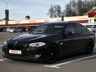 2011 BMW 5 серии 530d xDrive VI (F10/F11/F07), чёрный, 2200000 рублей, вид 1