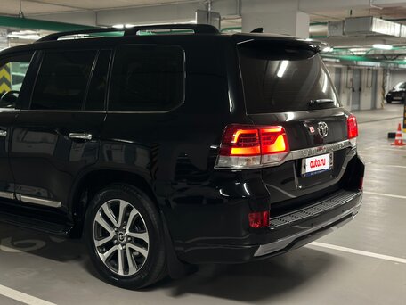2015 Toyota Land Cruiser 200 Series Рестайлинг 2, чёрный, 6250000 рублей, вид 4