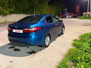 2013 Kia Rio III, синий, 380000 рублей, вид 3