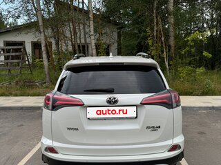 2015 Toyota RAV4 IV (XA40) Рестайлинг, белый, 1950000 рублей, вид 3