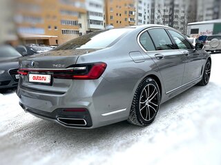2020 BMW 7 серии 740d xDrive VI (G11/G12) Рестайлинг, серый, 8450000 рублей, вид 5