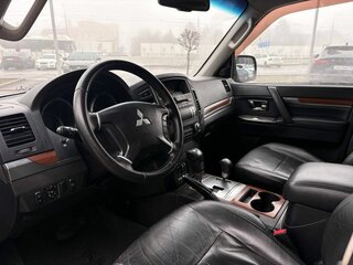 2007 Mitsubishi Pajero IV, чёрный, 1130000 рублей, вид 4