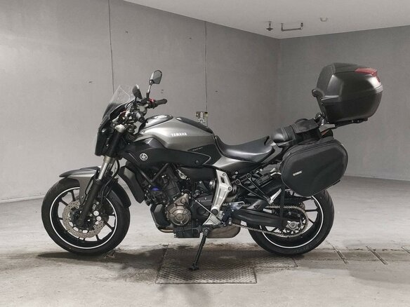 2014 Yamaha MT-07 (FZ-07), серый, 645000 рублей