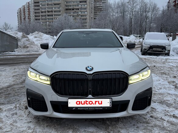 2020 BMW 7 серии 730i VI (G11/G12) Рестайлинг, белый, 4700000 рублей - вид 1