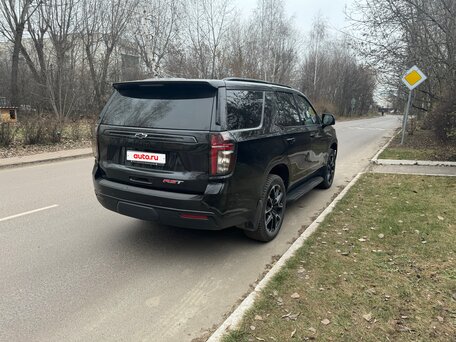 2024 Chevrolet Tahoe V, чёрный, 8700000 рублей, вид 3