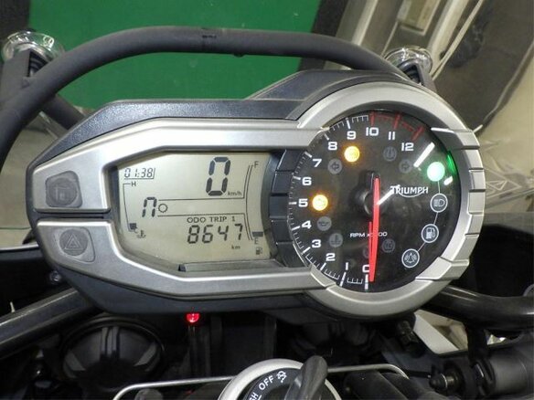 2013 Triumph Tiger Explorer, серый, 700000 рублей - вид 6