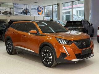 2022 Peugeot 2008 II, оранжевый, 1428000 рублей, вид 3