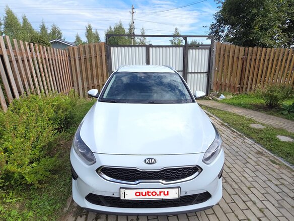 2019 Kia Ceed III, белый, 1600000 рублей