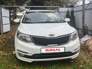 2016 Kia Rio III Рестайлинг, белый, 930000 рублей, вид 1