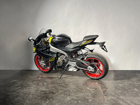 2025 Aprilia RS 660, чёрный, 1550000 рублей, вид 3