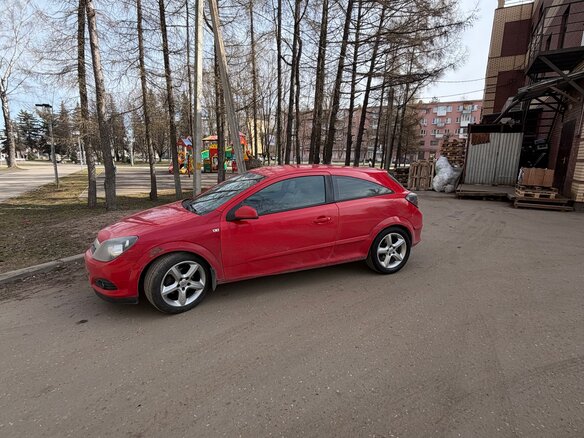 2008 Opel Astra GTC H Рестайлинг, красный, 375000 рублей - вид 1