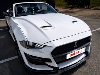2021 Ford Mustang VI Рестайлинг, белый, 3700000 рублей, вид 3