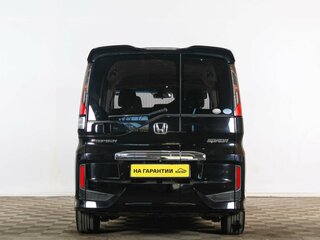 2016 Honda Stepwgn Spada V, чёрный, 1799000 рублей, вид 5