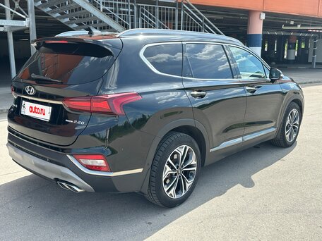 2019 Hyundai Santa Fe IV, чёрный, 2950000 рублей, вид 4