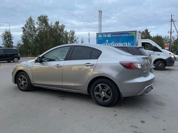 2013 Mazda 3 II (BL) Рестайлинг, серебристый, 960000 рублей - вид 10