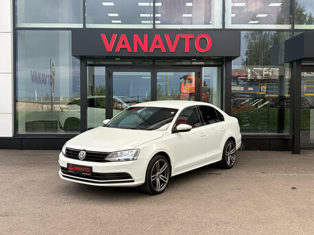Volkswagen Jetta VI Рестайлинг