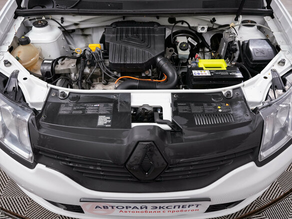 2015 Renault Sandero II, белый, 595000 рублей - вид 16