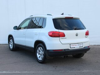 2013 Volkswagen Tiguan I Рестайлинг, белый, 1370000 рублей, вид 5