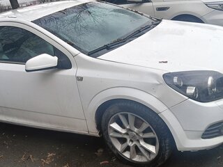 2006 Opel Astra GTC H, белый, 490000 рублей, вид 1
