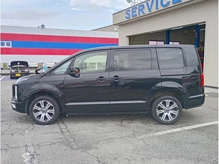 2021 Mitsubishi Delica D:5 I Рестайлинг, чёрный, 2222777 рублей, вид 3