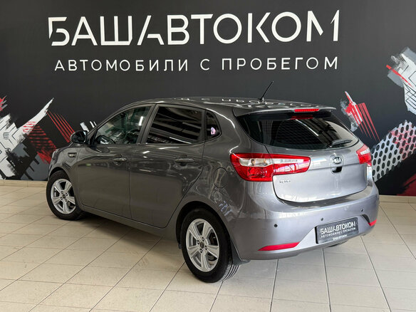 2015 Kia Rio 6-speed III, серый - вид 5