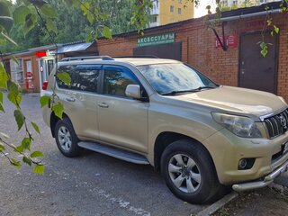 2011 Toyota Land Cruiser Prado 150 Series, бежевый, 2590000 рублей, вид 3
