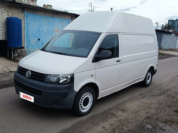 2012 Volkswagen Transporter T5 Рестайлинг, белый, 1300000 рублей