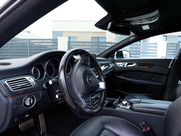 2015 Mercedes-Benz CLS 400 II (C218) Рестайлинг, белый, 4000000 рублей - вид 7