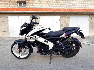2022 Bajaj Pulsar NS 200, белый, 160000 рублей, вид 2